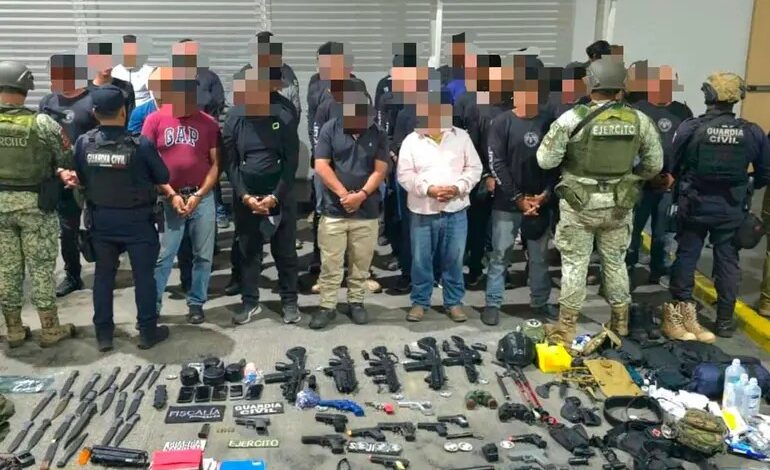 Detienen a 38 hombres en entrenamiento táctico en Michoacán; había un estadunidense