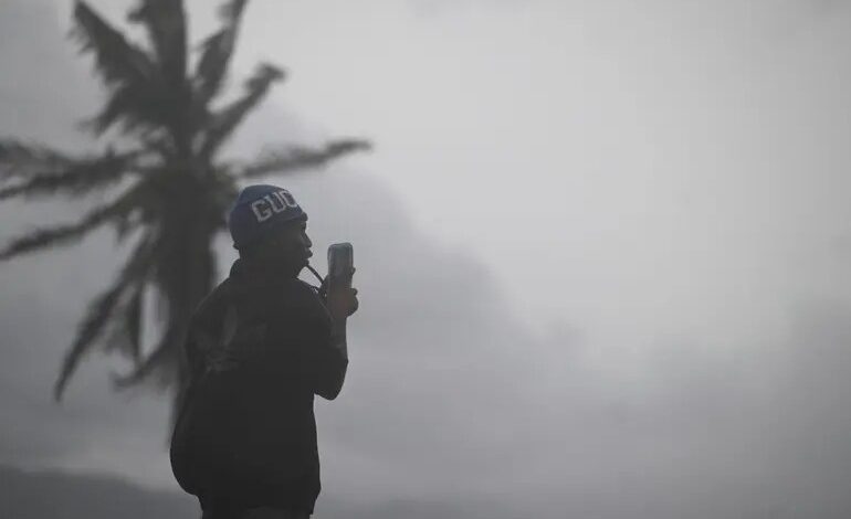 Huracán Melissa, la ‘tormenta del siglo’, toca tierra en Jamaica
