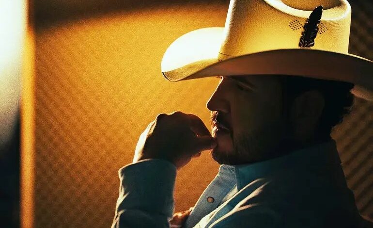 Multarán con más de $1 millón a Edén Muñoz por corrido al narco ‘El JT