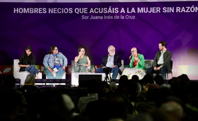 Más de 1.3 millones de asistentes disfrutaron la XXV Feria Internacional del Libro en el Zócalo de la Ciudad de México.