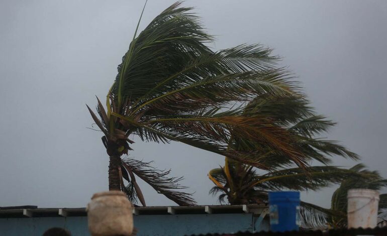 Jamaica en alerta: Huracán Melissa llega con vientos de hasta 280 km/h