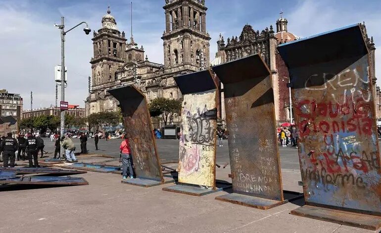 Vallas en Palacio Nacional son para proteger el recinto y evitar violencia: Sheinbaum