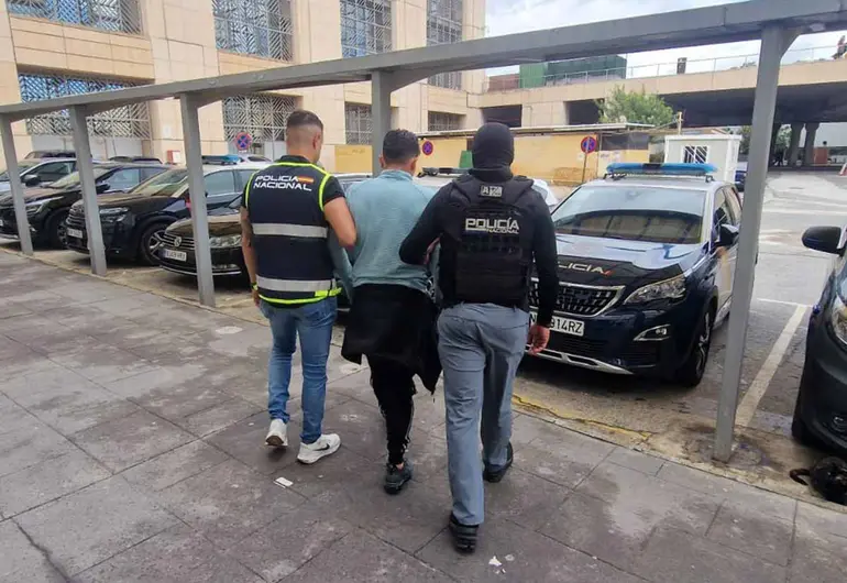 Chile elige presidente en una jornada con ocho candidatos y posible segunda vueltaBorrador automático