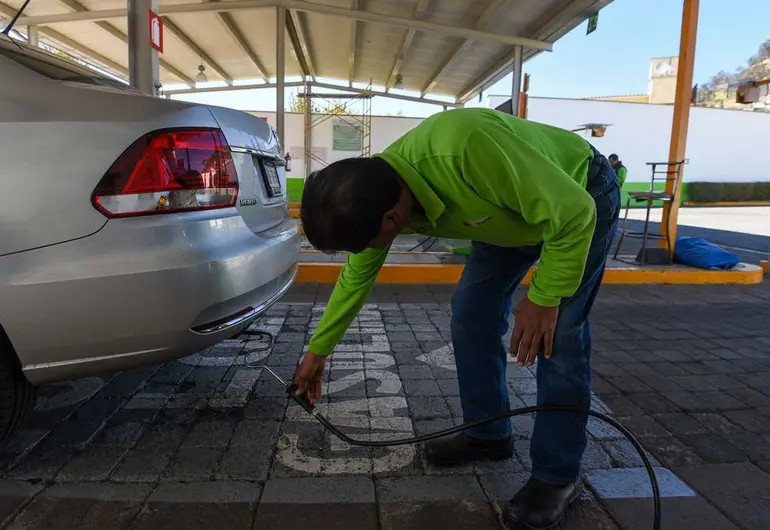 ‘Coyotes’ y ‘cobra mordidas’; por eso suspenden verificentro en GAM, CDMX