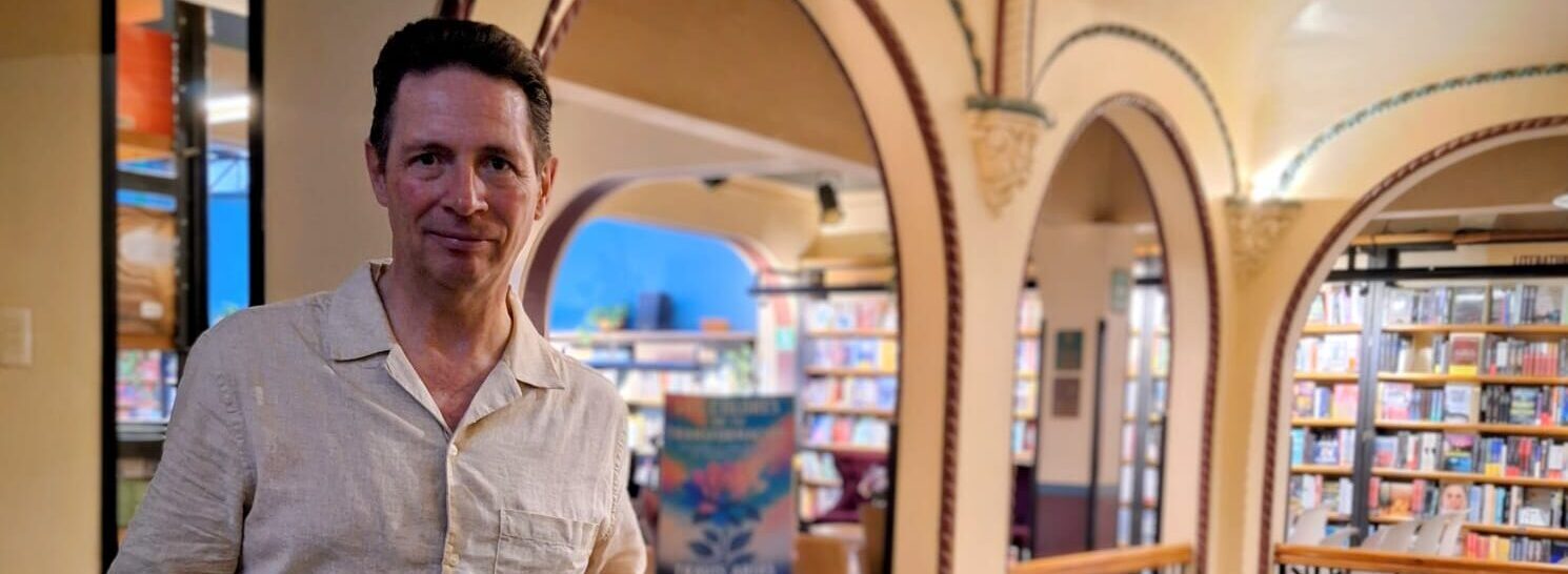 Travis Arias presentará Los colores de tu transformación en la FIL de Guadalajara