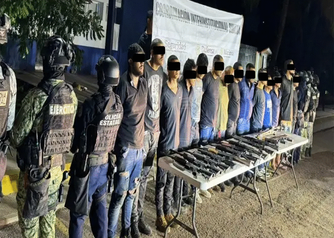 GN asegura droga, armas y explosivos en Sinaloa; caen 3 extranjeros