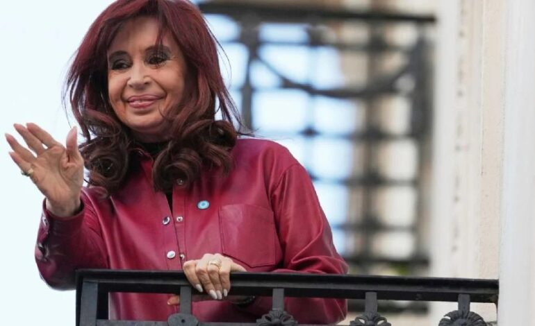 Reportan complicaciones en la salud de Cristina Fernández tras cirugía por apendicitis