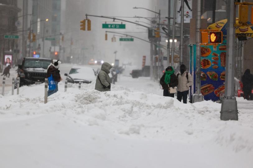 Gran tormenta invernal en EU deja saldo de por lo menos once muertos