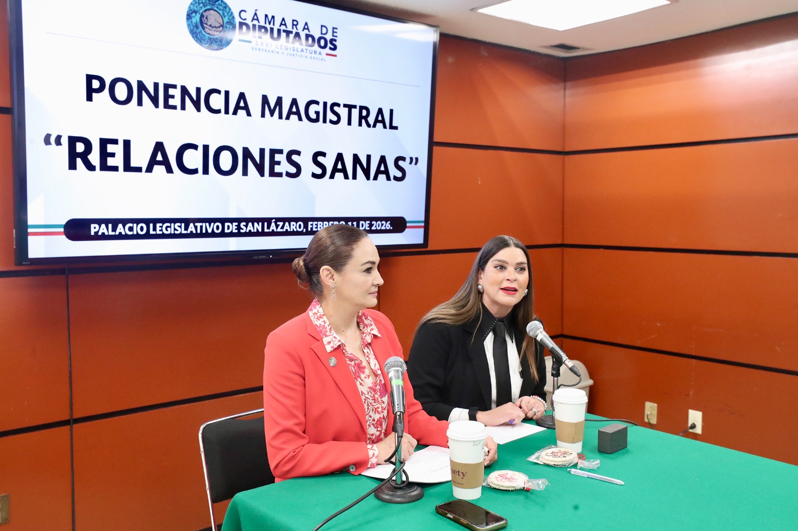 Promueve Liliana Ortiz la ponencia magistral “Relaciones sanas”, para dialogar sobre la importancia de vínculos saludables
